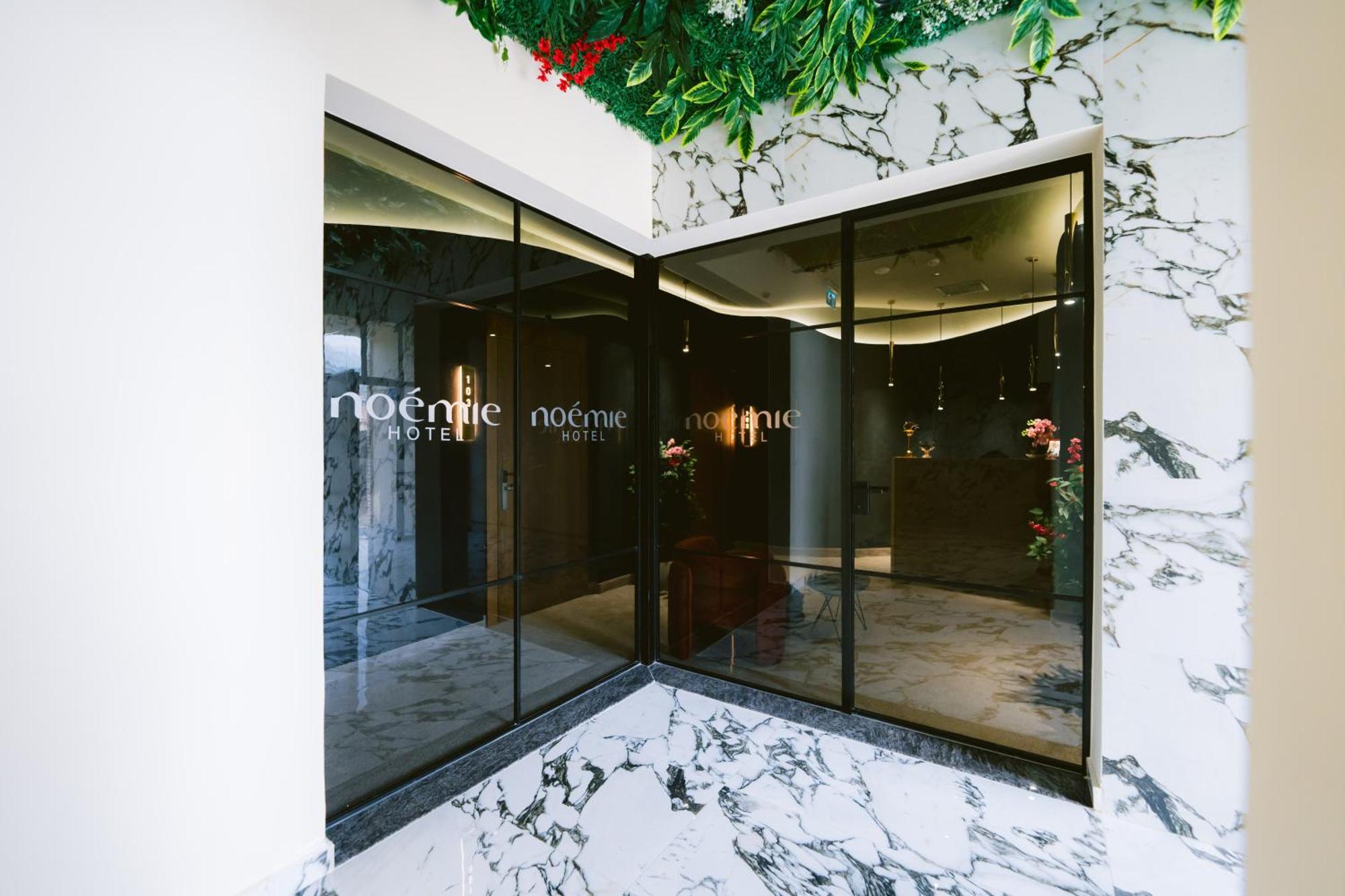 Noemie Hotel هيماري المظهر الخارجي الصورة