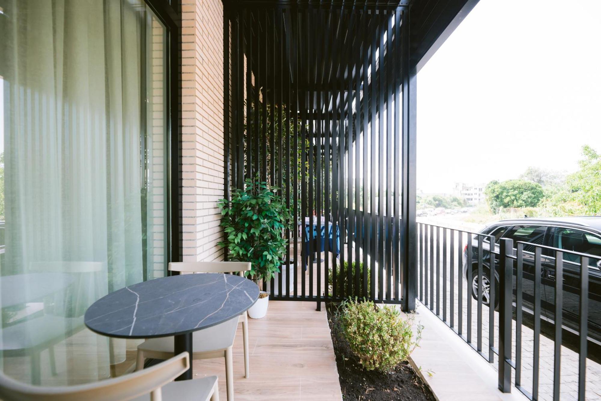 Noemie Hotel هيماري المظهر الخارجي الصورة