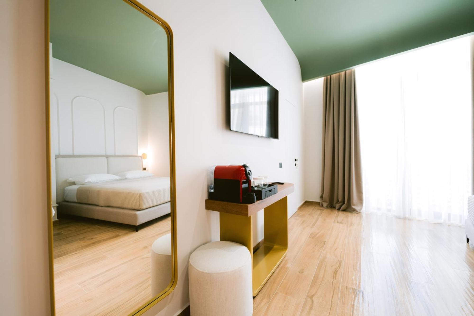 Noemie Hotel هيماري المظهر الخارجي الصورة
