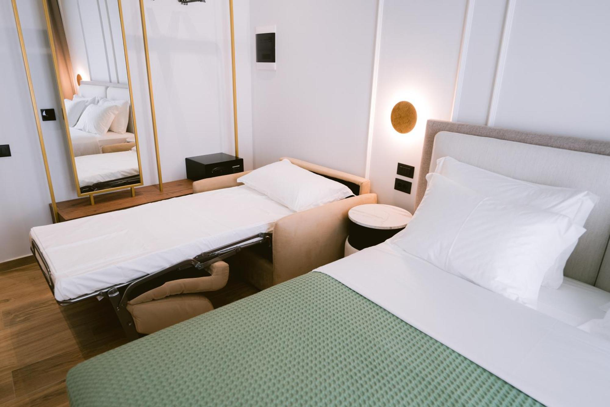 Noemie Hotel هيماري المظهر الخارجي الصورة