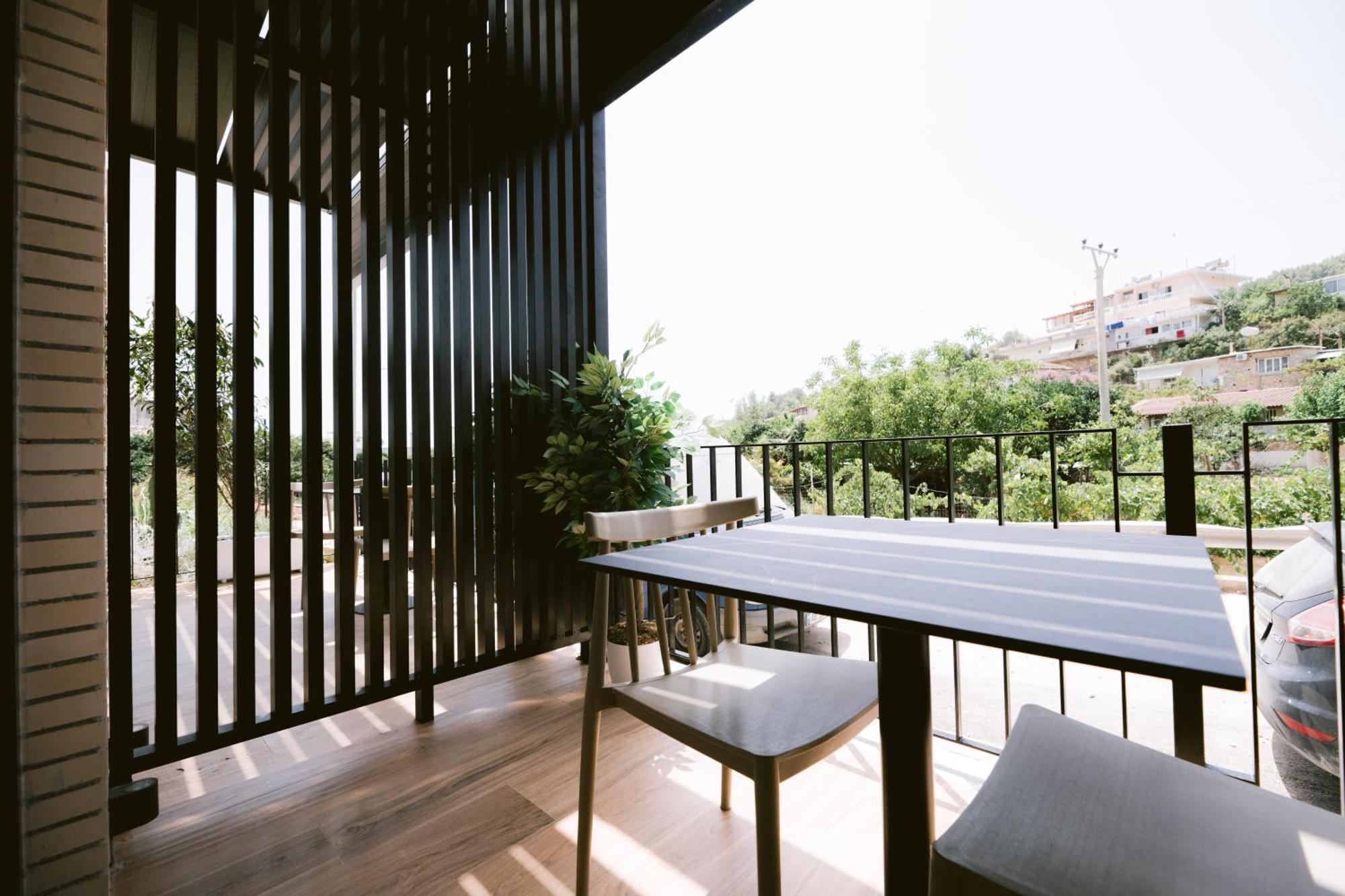 Noemie Hotel هيماري المظهر الخارجي الصورة